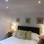 Guest house Buckle Yeat 4*
